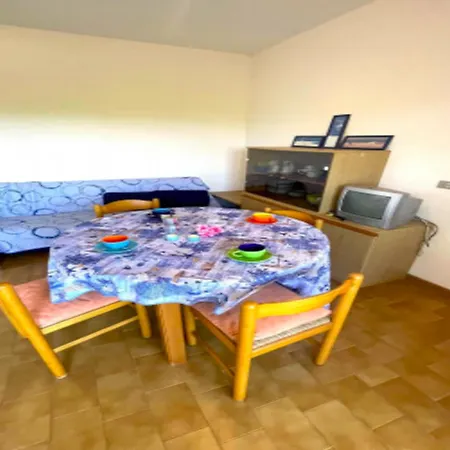 Beachside Bliss Cozy One-bedroom Flat - Beahost Apartment *