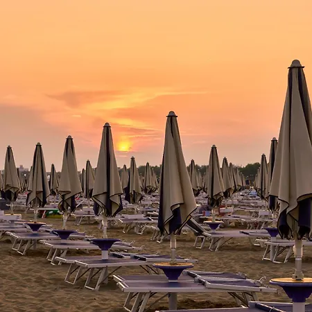 Beachside Bliss Cozy One-bedroom Flat - Beahost Apartment Bibione