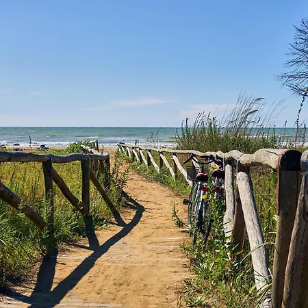 Apartment Beachside Bliss Cozy One-bedroom Flat - Beahost Bibione