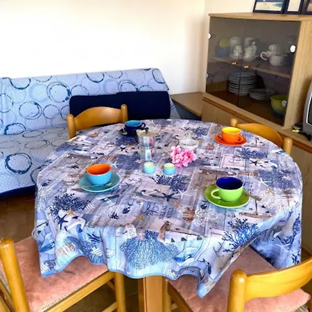 Cozy One-bedroom Flat-beahost 比比翁